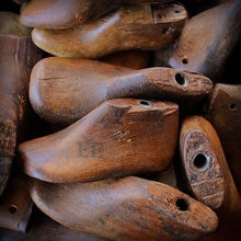 Load image into Gallery viewer, Vintage Shoe Mold Form