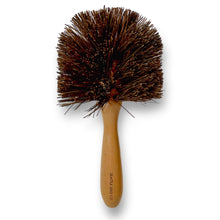 Load image into Gallery viewer, Plant Pot Cleaning Brush $19.00
